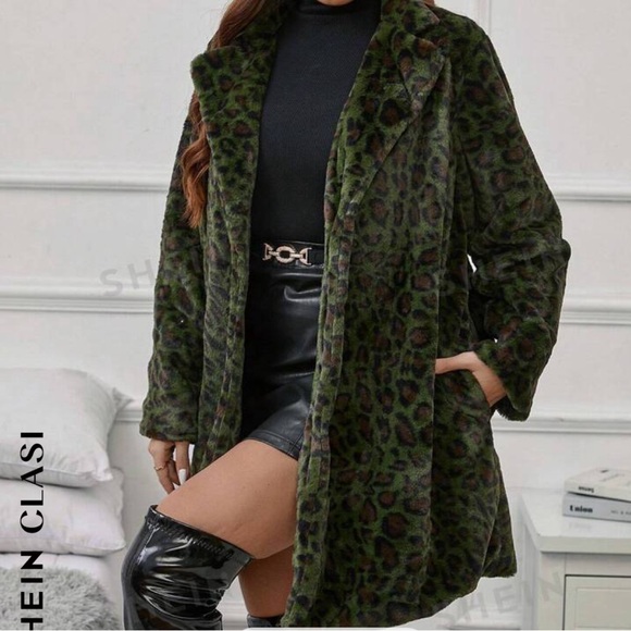 Emerald leopard faux fur coat - Picture 2 of 3